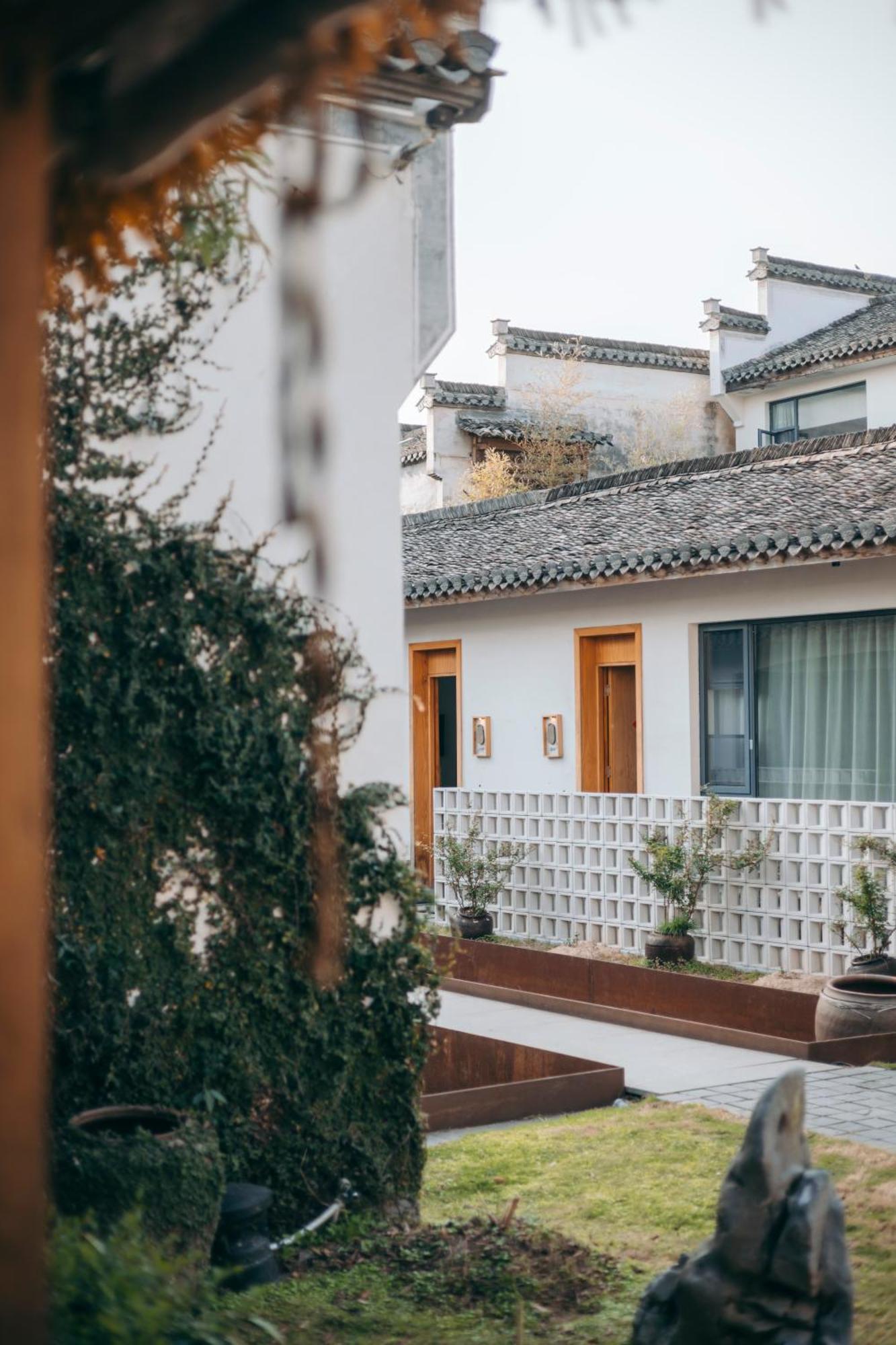 Hongcun Old Street Country House Huangshan Exterior photo
